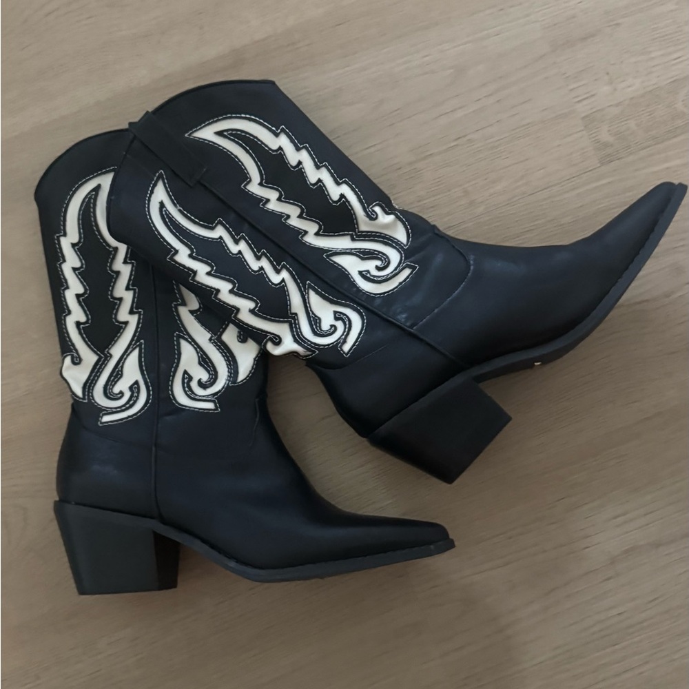Princess Polly Black and Cream Heeled Boots